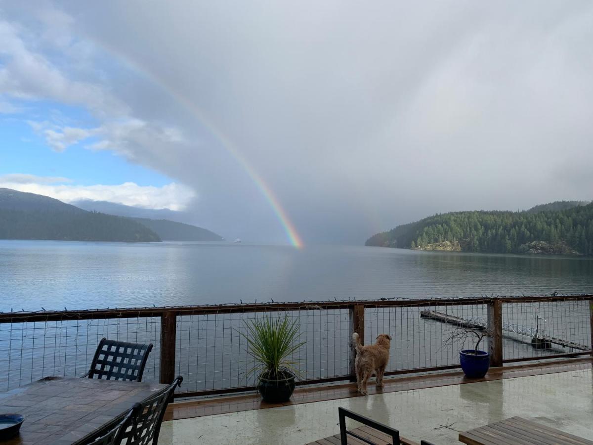 Earls Cove Orca View Bed and Breakfast Egmont Exteriör bild